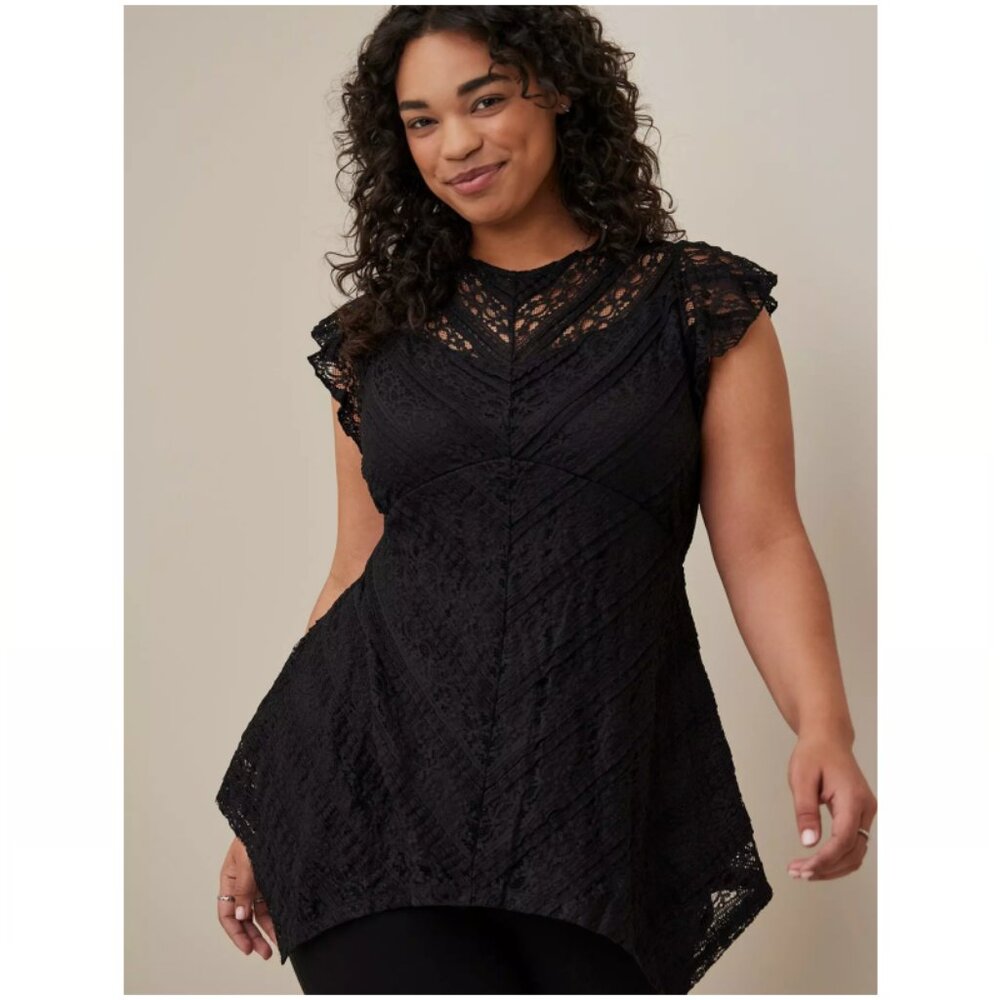 Torrid Babydoll Lace Crew Neck Sharkbite Hem Top